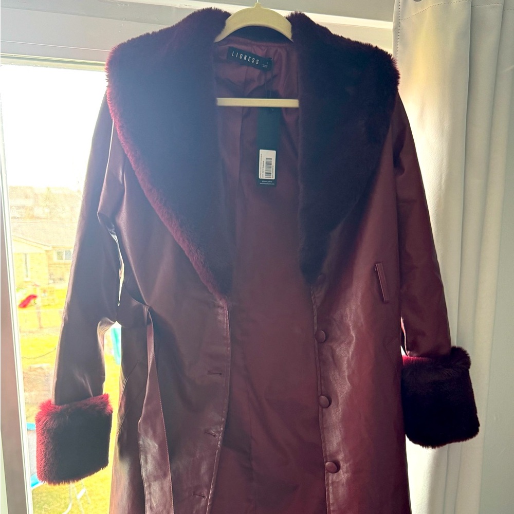 Luxurious Burgundy Faux Fur Trim Coat